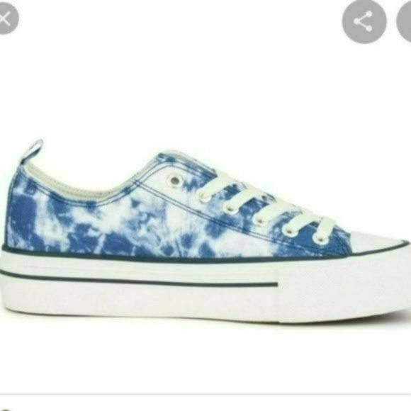 Olivia Miller Serena Laceup Sneakers-7 - Picture 2 of 4